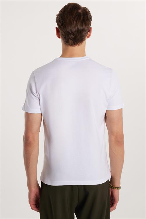 Erkek Slim Fit Dar Kesim %100 Pamuk Yumuşak Dokulu Baskılı Beyaz Bisiklet Yaka Tişört