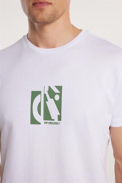 Erkek Slim Fit Dar Kesim %100 Pamuk Yumuşak Dokulu Baskılı Beyaz Bisiklet Yaka Tişört