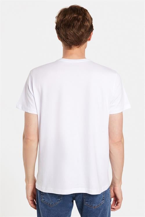 Erkek Slim Fit Dar Kesim %100 Pamuk Yumuşak Dokulu Baskılı Beyaz Bisiklet Yaka Tişört