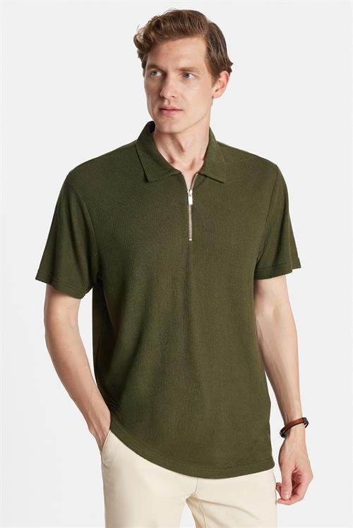 Erkek Slim Fit Dar Kesim Viskon Fermuarlı Polo Yaka Koyu Haki Tişört