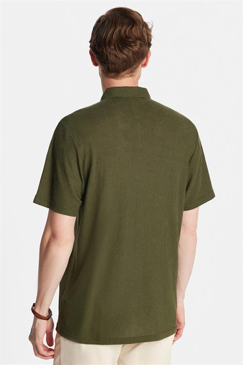 Erkek Slim Fit Dar Kesim Viskon Fermuarlı Polo Yaka Koyu Haki Tişört