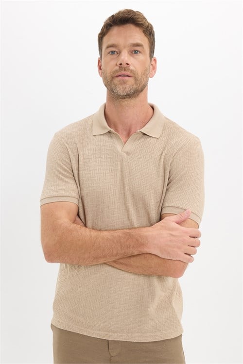 Erkek Slim Fit Dar Kesim Viskon Kumaş Desenli Düz Pike Düğmesiz Vizon Polo Yaka Tişört