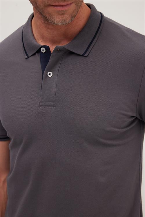 Erkek Slim Fit Dar Kesim %100 Pamuk Yumuşak Dokulu Serin Tutan Kumaş Düz Pike Füme Polo Yaka Tişört
