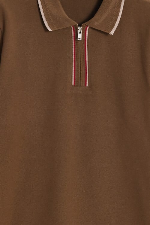 Erkek Slim Fit Dar Kesim %100 Pamuk Kısa Kollu Yarım Fermuarlı Vizon Polo Yaka Tişört