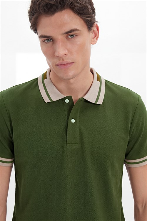 Erkek Slim Fit Dar Kesim %100 Pamuk Düz Pike Yaka ve Kol Detaylı Haki Polo Yaka Tişört