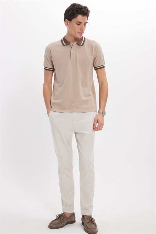 Erkek Slim Fit Dar Kesim %100 Pamuk Düz Pike Yaka ve Kol Detaylı Bej Polo Yaka Tişört