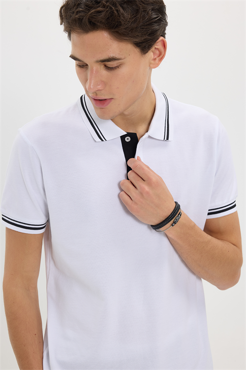 Erkek Slim Fit Dar Kesim %100 Pamuk Düz Pike Yaka ve Kol Detaylı Beyaz Polo Yaka Tişört