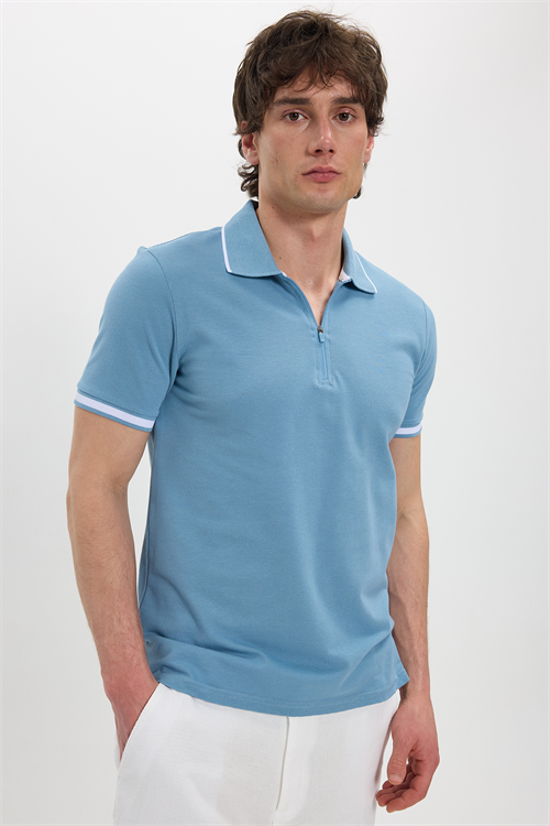 Erkek Slim Fit Dar Kesim %100 Pamuk Jakarlı Düz Yaka ve Kol Detaylı Mavi Polo Yaka Tişört