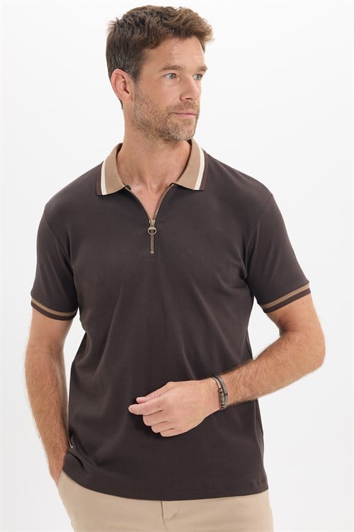 Erkek Slim Fit Dar Kesim %100 Pamuk Kısa Kollu Yarım Fermuarlı Kahverengi Polo Yaka Tişört