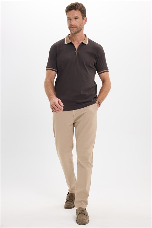 Erkek Slim Fit Dar Kesim %100 Pamuk Kısa Kollu Yarım Fermuarlı Kahverengi Polo Yaka Tişört