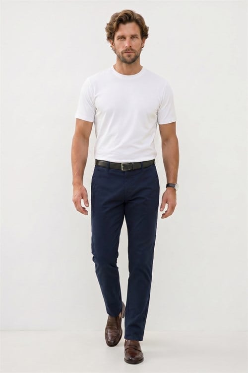 Erkek Regular Fit Klasik Kesim Ekstra Soft Modal Kumaş Bisiklet Yaka Kısa Kollu Beyaz Tişört