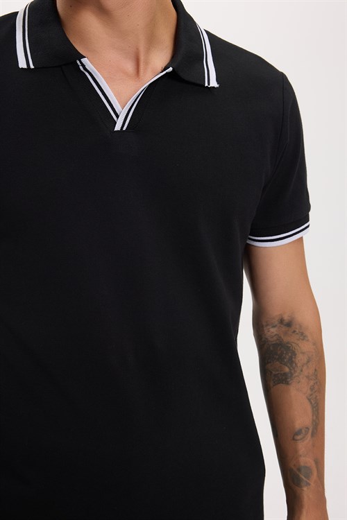 Erkek Slim Fit Dar Kesim %100 Pamuklu Çizgili Detaylı V Yaka Siyah Polo Yaka Tişört