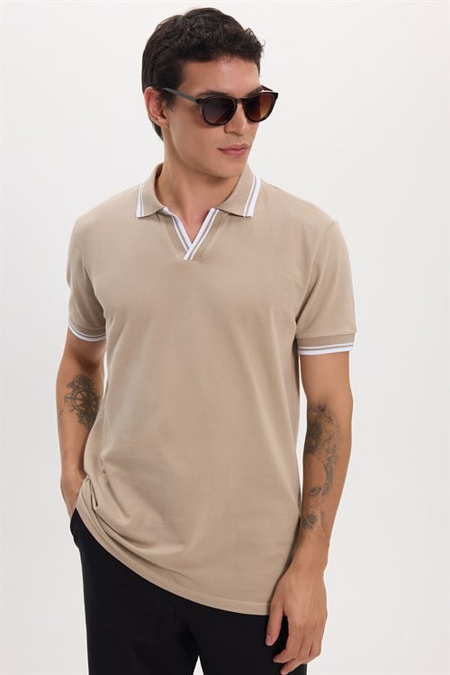 Erkek Slim Fit Dar Kesim %100 Pamuklu Çizgili Detaylı V Yaka Taş Polo Yaka Tişört