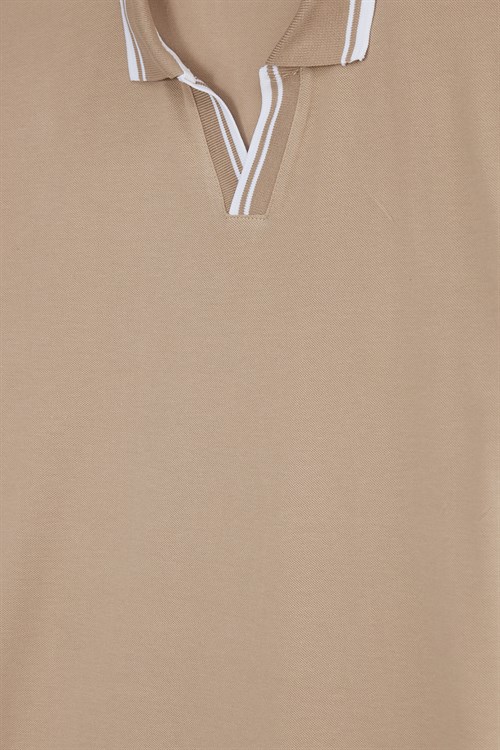 Erkek Slim Fit Dar Kesim %100 Pamuklu Çizgili Detaylı V Yaka Taş Polo Yaka Tişört