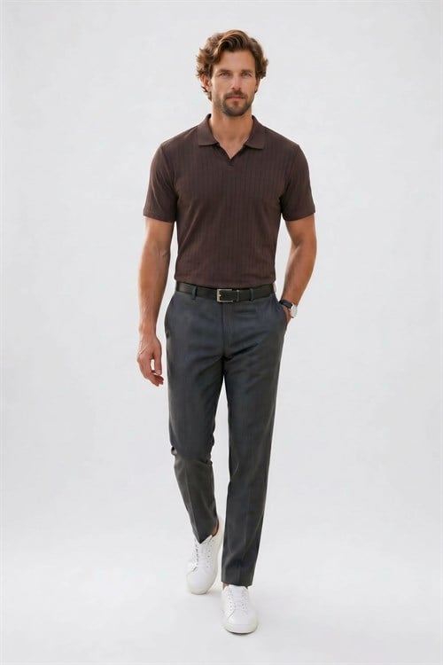 Erkek Slim Fit Dar Kesim Pamuklu Kısa Kollu Çizgili Kahverengi Polo V Yaka Tişört
