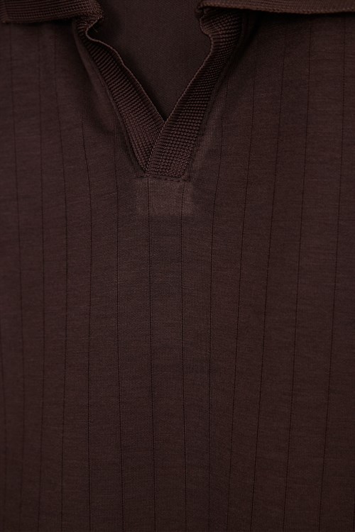 Erkek Slim Fit Dar Kesim Pamuklu Kısa Kollu Çizgili Kahverengi Polo V Yaka Tişört