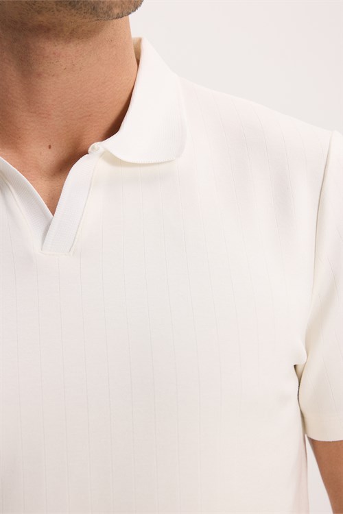 Erkek Slim Fit Dar Kesim Pamuklu Kısa Kollu Çizgili Ekru Polo V Yaka Tişört