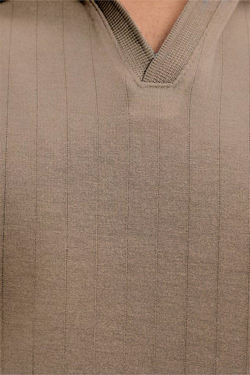 Erkek Slim Fit Dar Kesim Pamuklu Kısa Kollu Çizgili Vizon Polo V Yaka Tişört