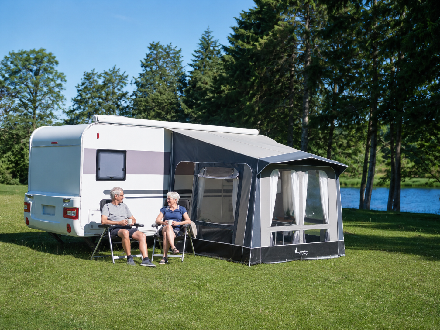 Magnum Alba yarı entegre karavan çadırı