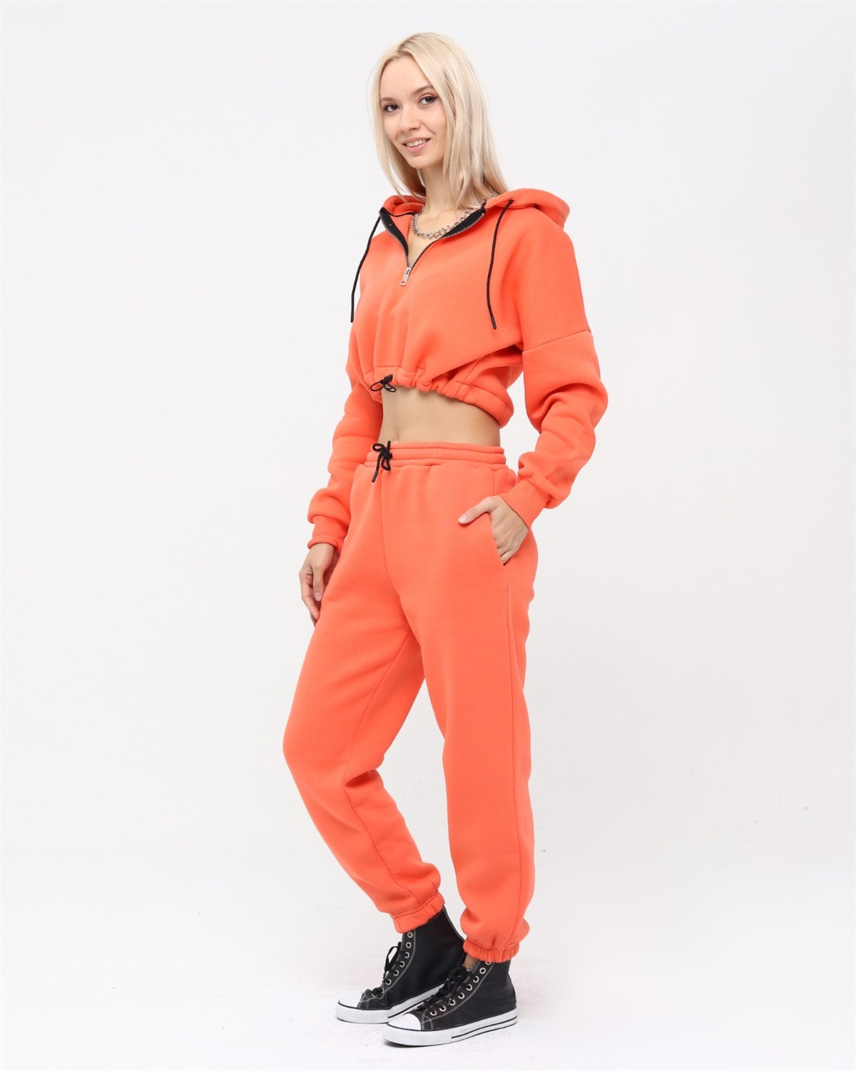 Yarım Fermuarlı Kapüşonlu Crop Sweatshirt 5502T