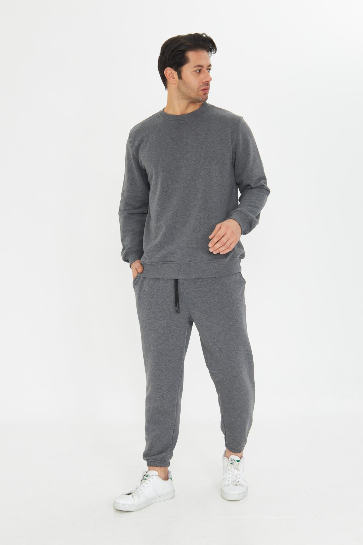 Şardonsuz 3 iplik Pamuklu Basic Bisiklet Yaka Unisex Eşofman Takımı 5738