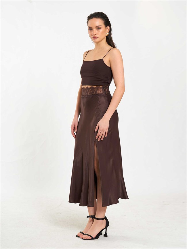 041181 Beli Dantel Detaylı Yırtmaçlı Etek Kahve