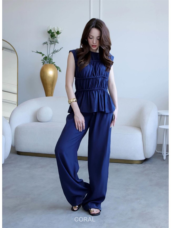 0483 Gipeli Kolsuz Bluz Pantolon Takım Lacivert