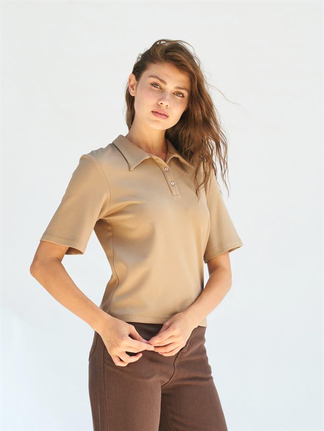 071824 Vatkalı Polo Yaka Bluz Bej