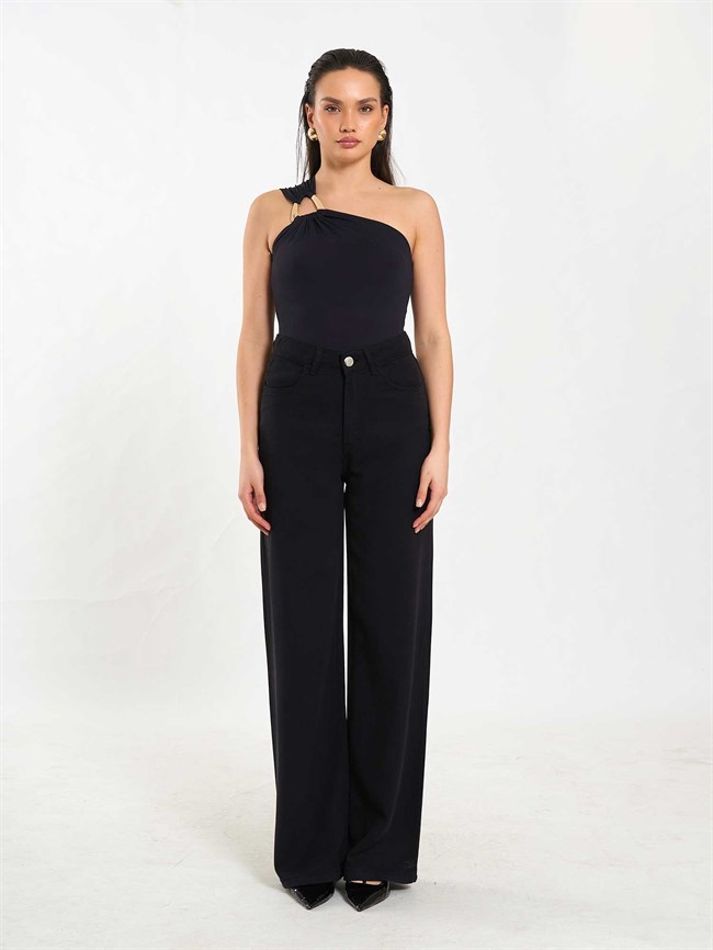 071897 Tokalı Tek Omuz BodySuit Siyah