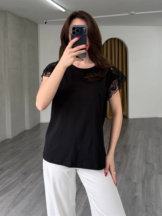 25188 Kolları Dantelli Tişört Siyah