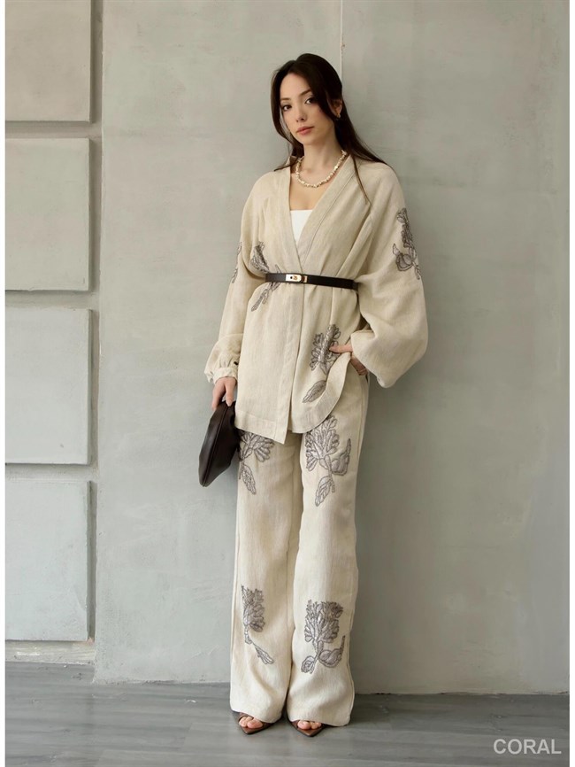 34601 Boncuklu Büyük Çiçek İşlemeli Kimono Naturel