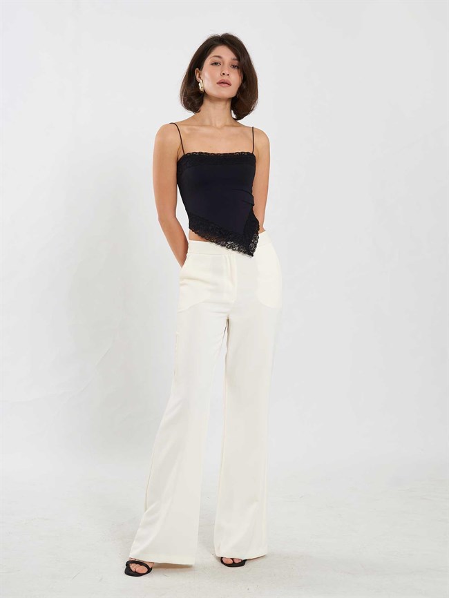 Askılı Asimetrik Dantel Detaylı Bluz 071904 Siyah