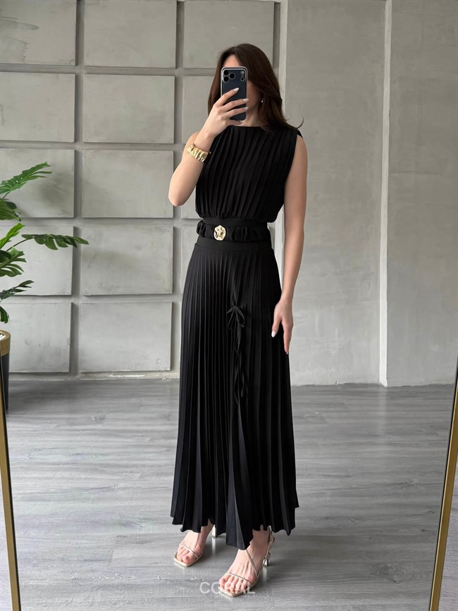 Beli Tokalı Piliseli Elbise 18249 Siyah