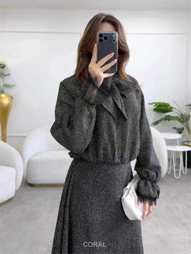 Bileği Dantel Detaylı Puantiyeli Bluz BLZ02794 Siyah