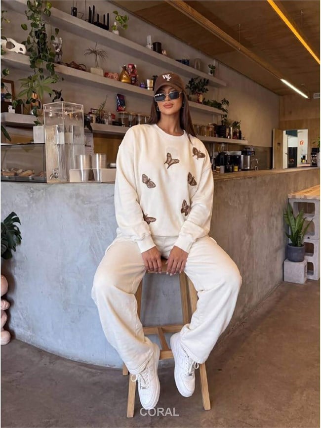 Boncuklu Kelebek İşlemeli Sweatshirt 5966 Beyaz