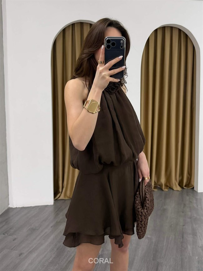 Boynu Gül Tokalı Kolsuz Bluz 071927 Kahve