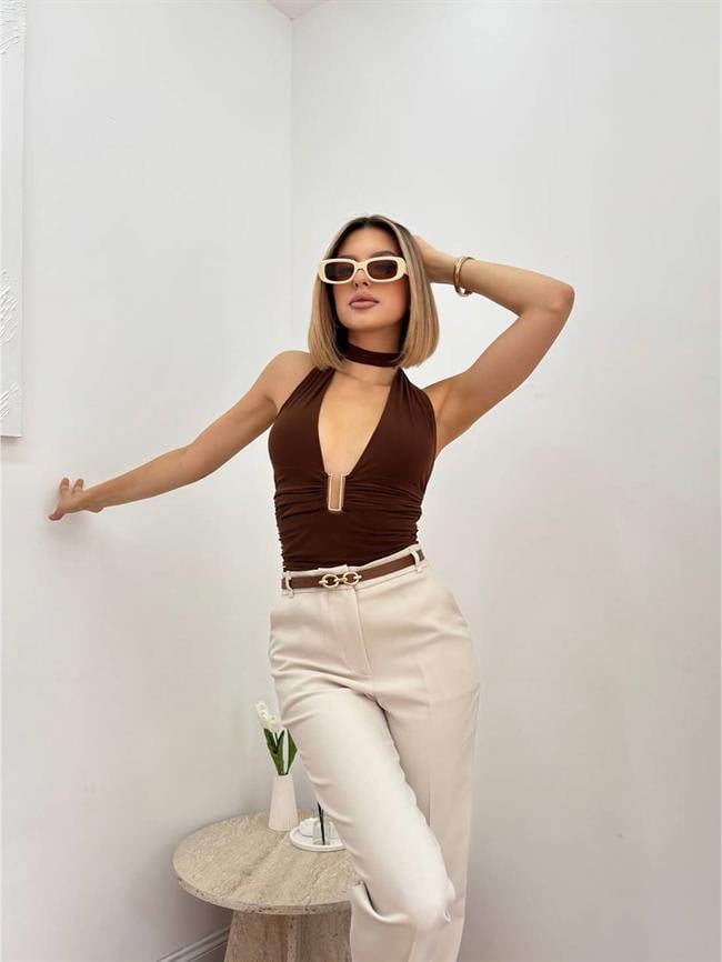 Boyun Bağlamalı Aksesuarlı Büzgülü Bluz 20069 Kahve