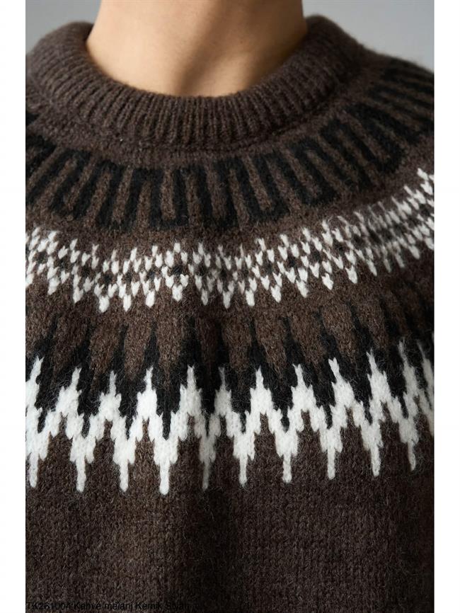 Buruk Desen Jakarlı Kazak Tk261004 Kahve - Krem