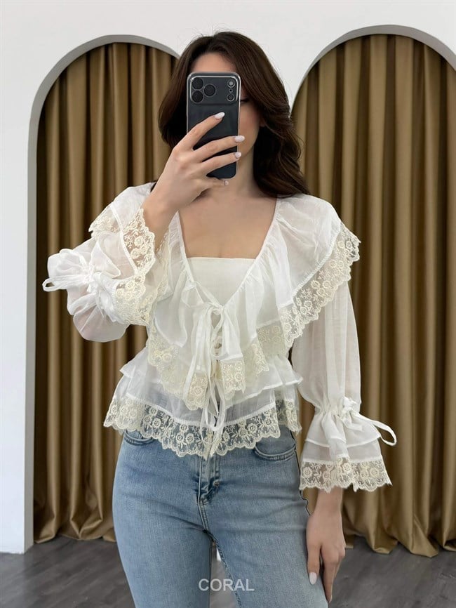 Dantel Detaylı Bağcıklı Gömlek 37366 Ekru