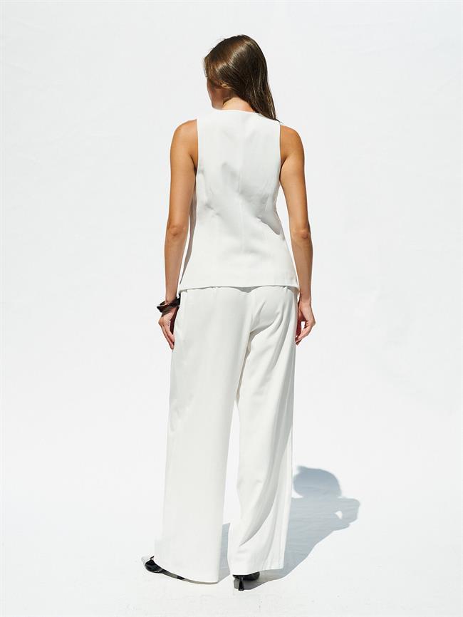 Düğmeli V Yaka Yelek 120689 Ekru