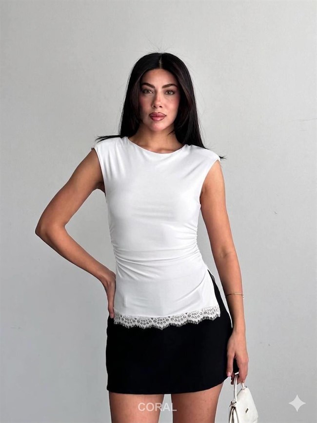 Eteği Dantelli Vatkalı Kolsuz Bluz 15051 Ekru