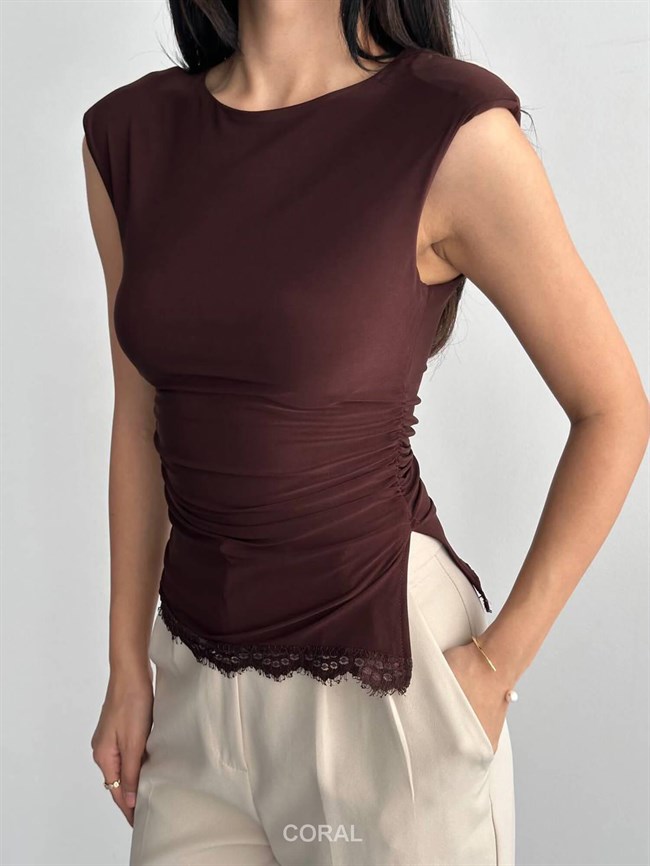 Eteği Dantelli Vatkalı Kolsuz Bluz 15051 Kahve