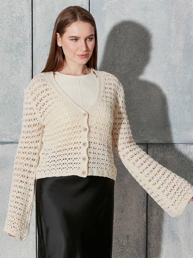 Geniş Kollu Kısa Hırka Ekru