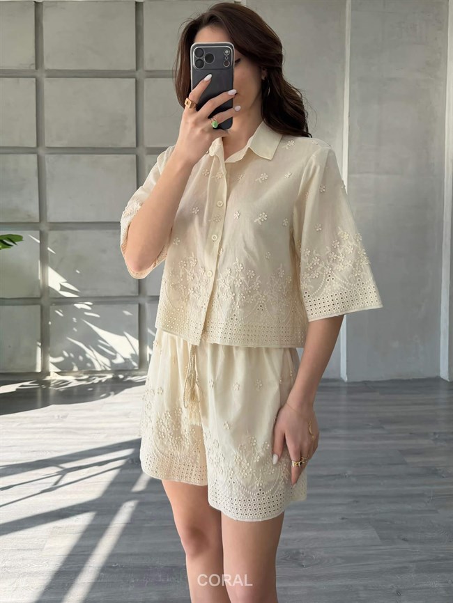 Kabartma Çiçek Nakışlı Şort Takım 39429 Naturel
