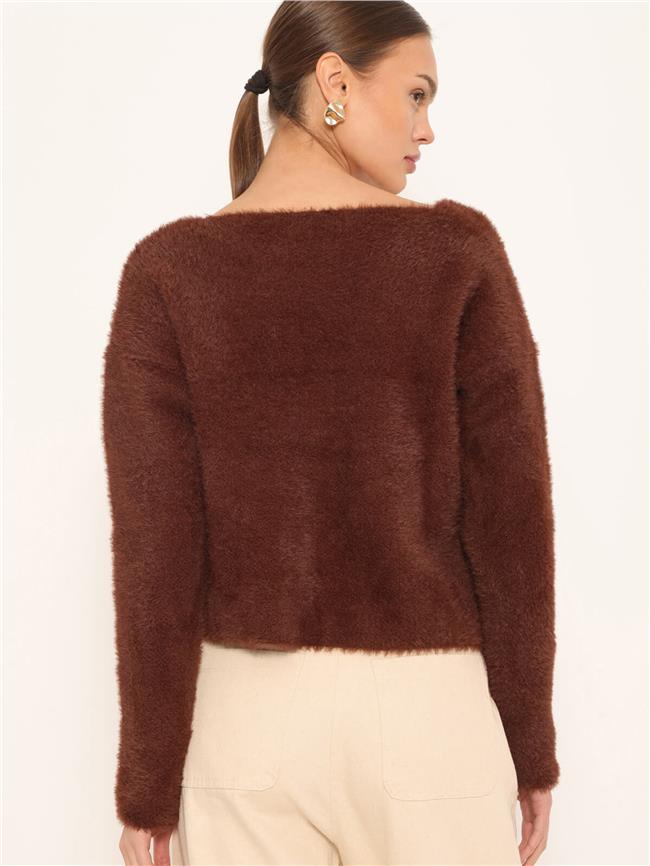 Kalp Düğmeli Yumoş Hırka Kahve