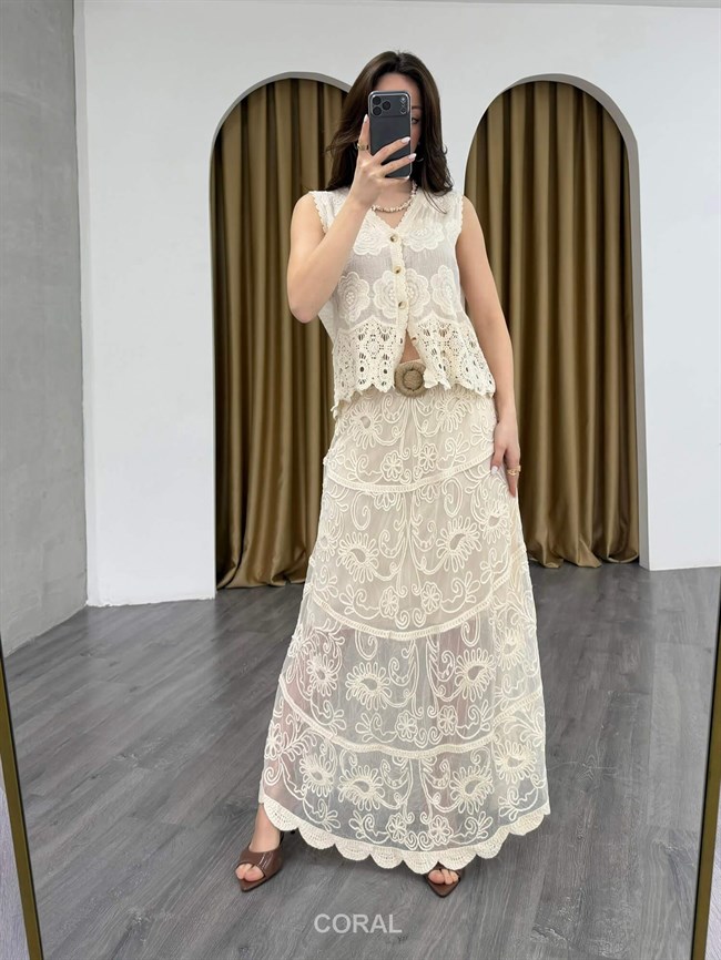 Nakışlı Düğmeli Kolsuz Şifon Yelek 38402 Naturel