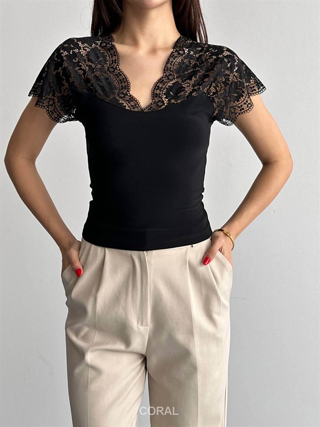 Omzu Dantelli Kolsuz Bluz 15157 Siyah