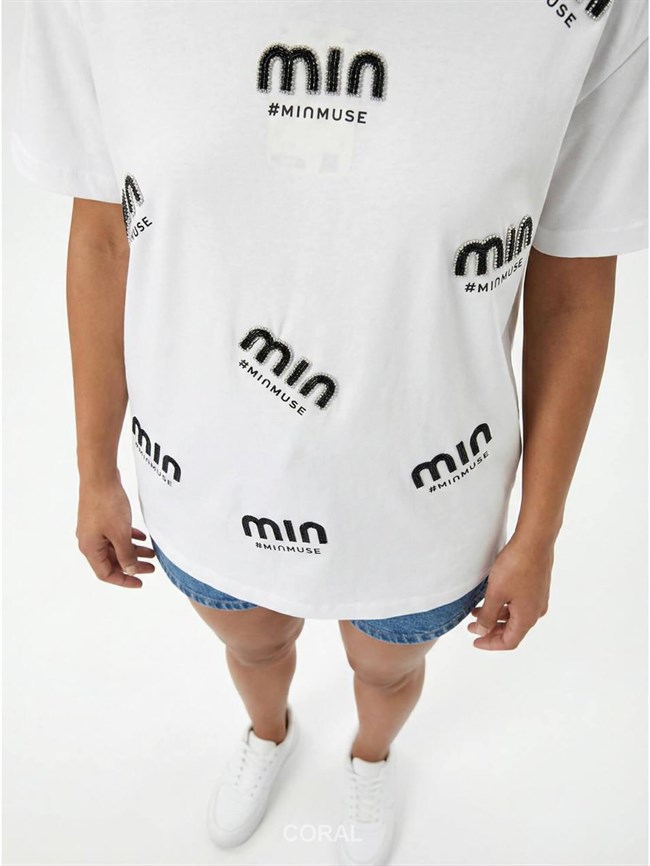 Pullu Dağınık Yazılı Tişört 7522 Beyaz