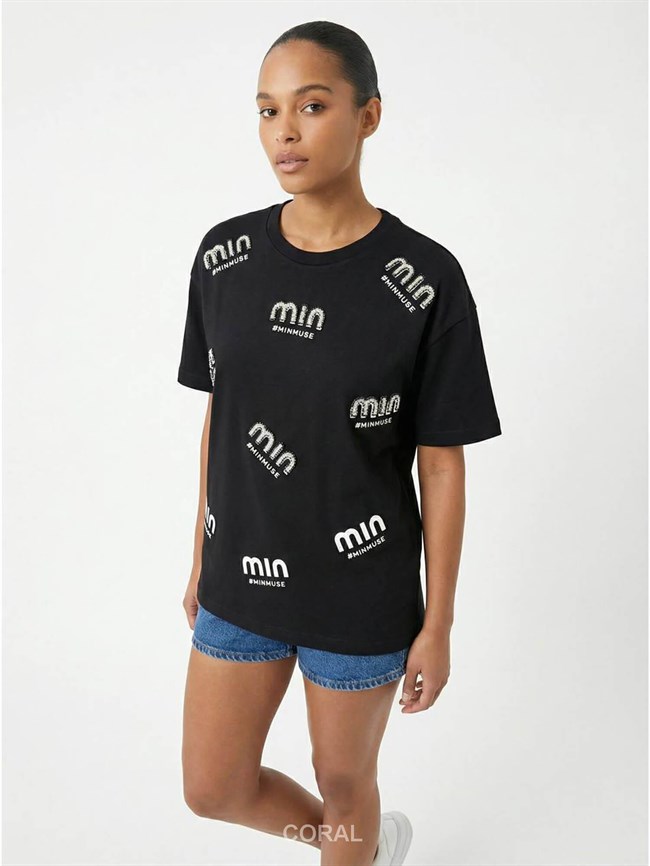 Pullu Dağınık Yazılı Tişört 7522 Siyah