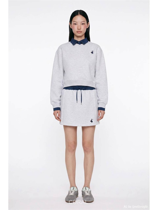 Yaka Detaylı Nakışlı Sweatshirt SWT02432 Gri